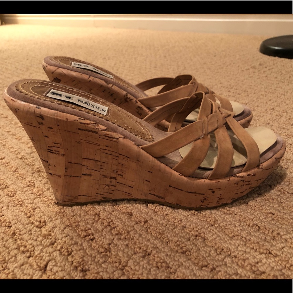 criss cross wedges